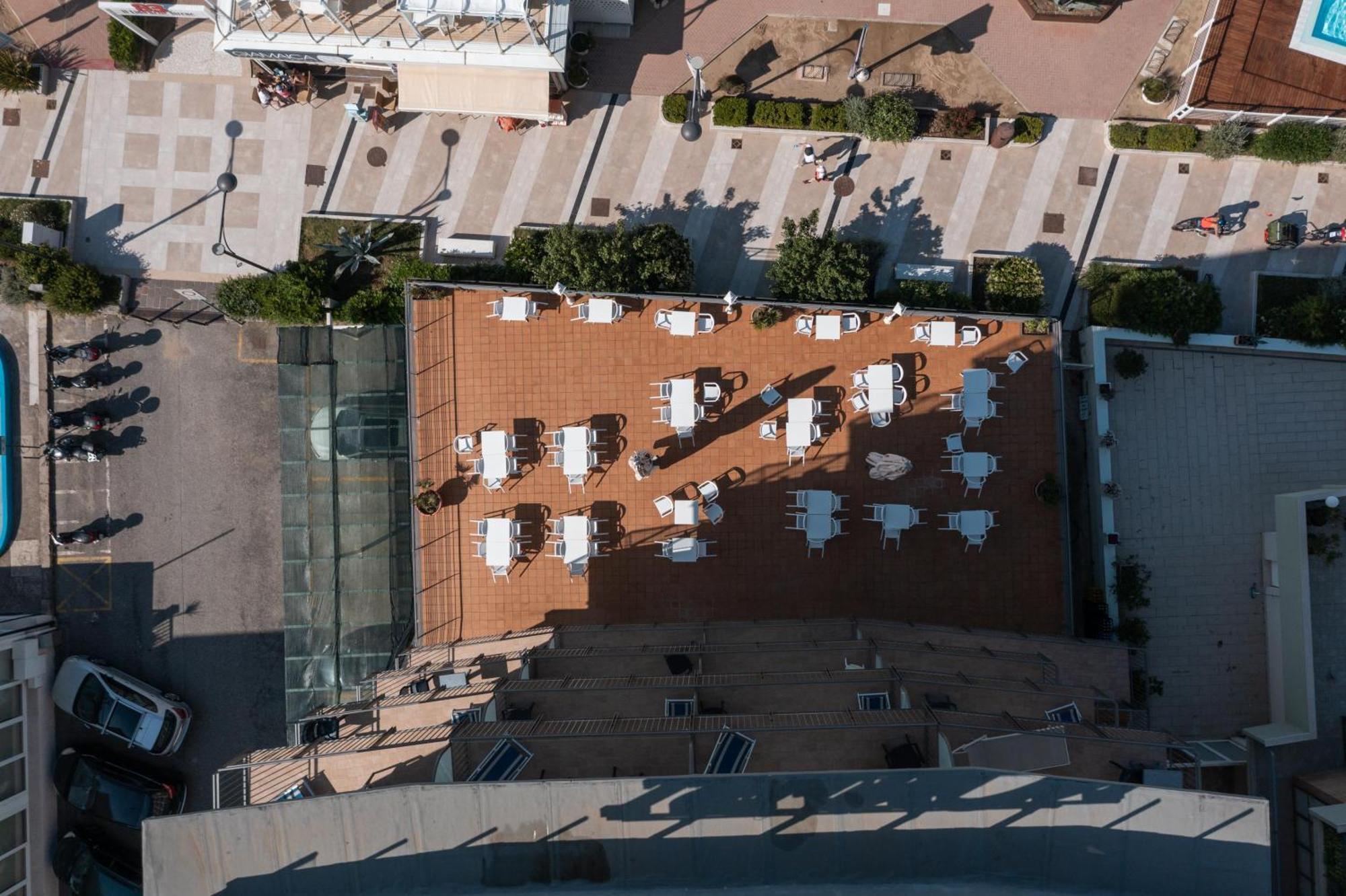 Hotel Nord Est Cattolica Exterior photo