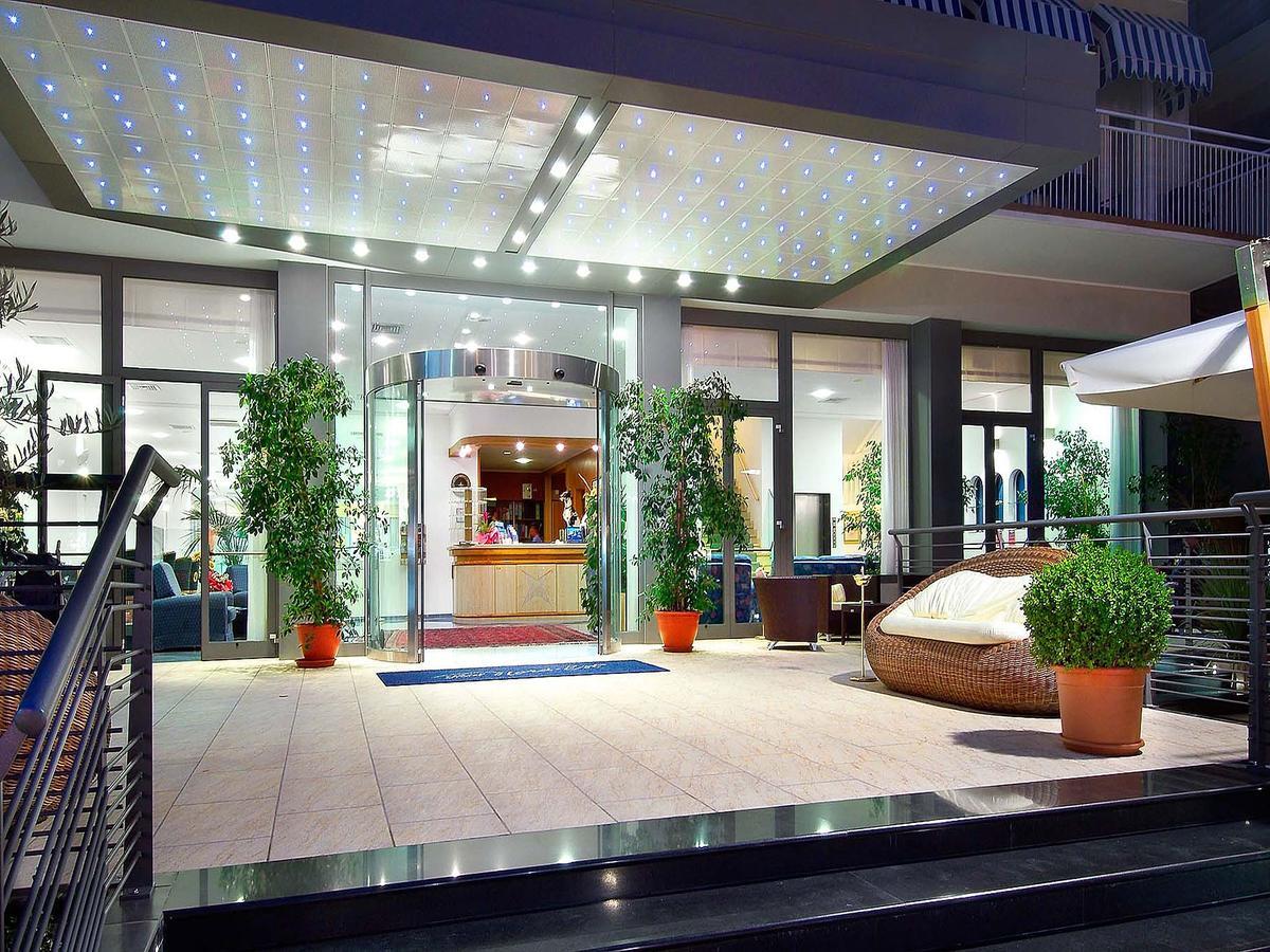 Hotel Nord Est Cattolica Exterior photo
