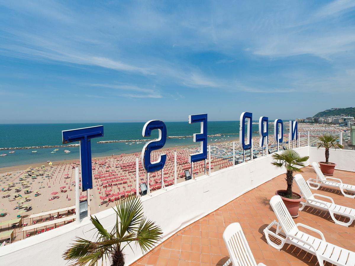Hotel Nord Est Cattolica Exterior photo